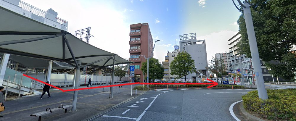 ライザップゴルフ千葉店 JR千葉駅 北口 左側階段を降りる