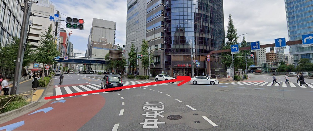 ライザップゴルフ銀座店 昭和通り交差点