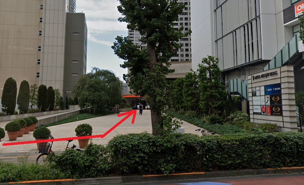 ライザップゴルフ三田店 入口