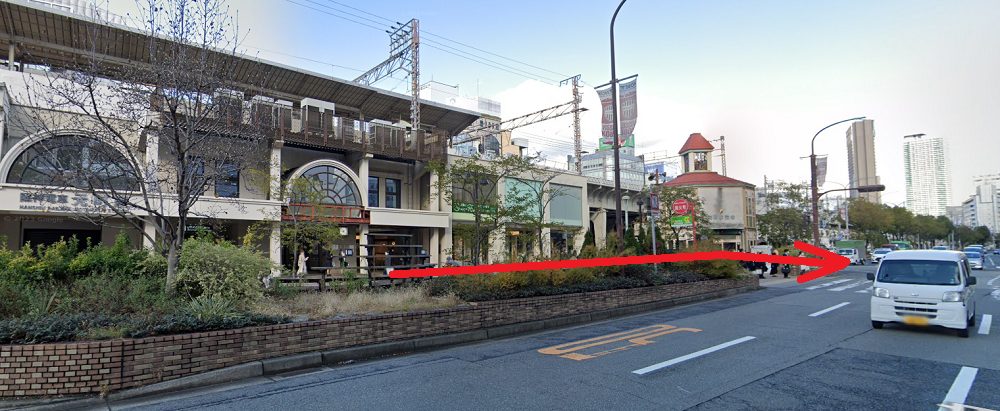 ライザップゴルフ神戸店 JR神戸線 元町駅 東改札口