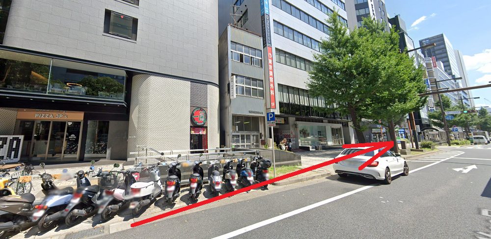 ライザップゴルフ名古屋駅前店 桜通を進む